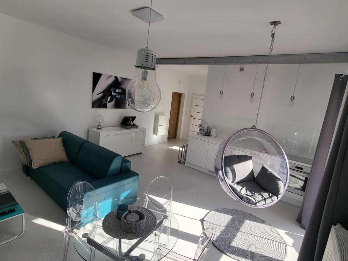 Przytulny Apartament Z Kominkiem Przy Jeziorze Borne Sulinowo Exteriér fotografie